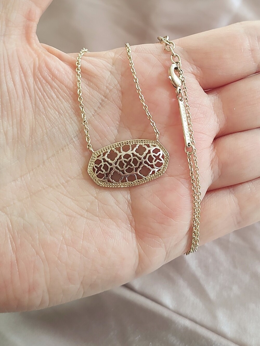 Kendra Scott Dollie Necklace